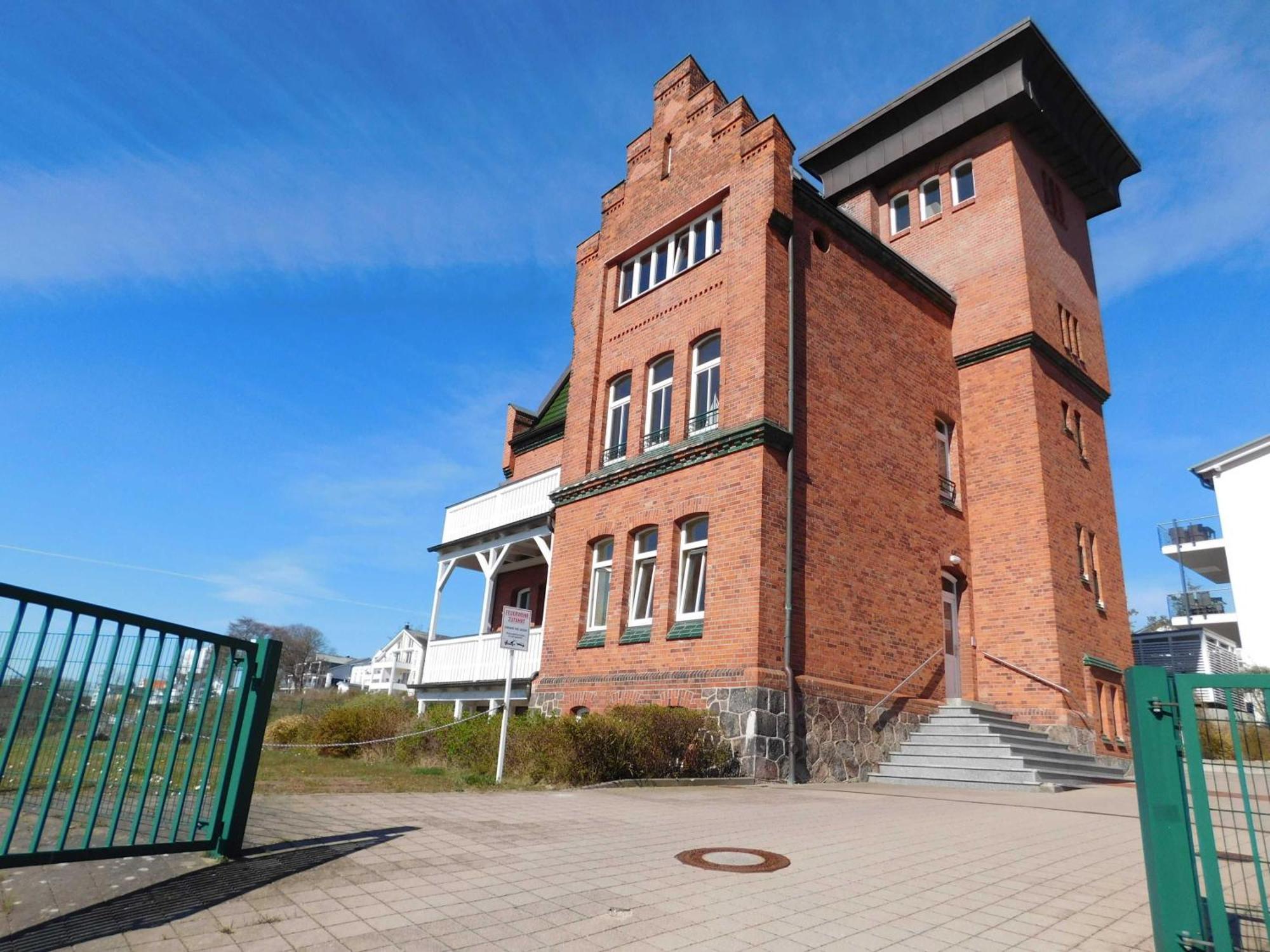Seelotsenstation Sassnitz Mit Hafenblick By Unsere Urlaubszeit Zewnętrze zdjęcie